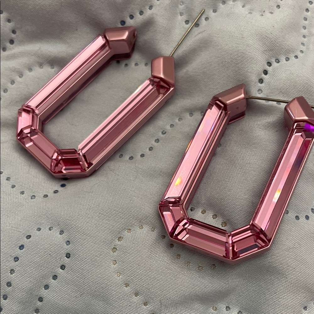 Swarovski Elegant Pink Geometric Earrings